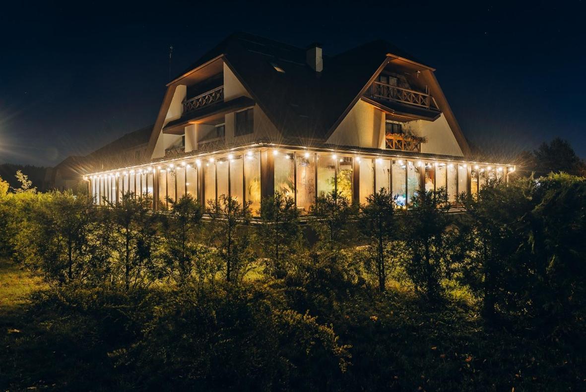 Hotel Irbeni Brivkalni Exterior foto