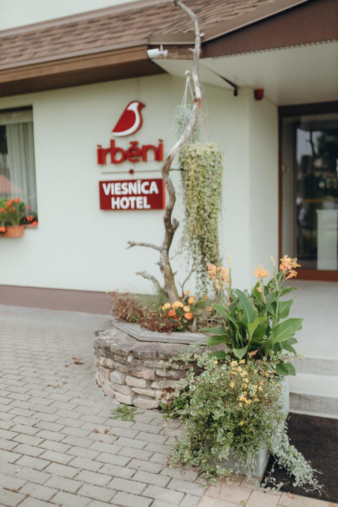 Hotel Irbeni Brivkalni Exterior foto